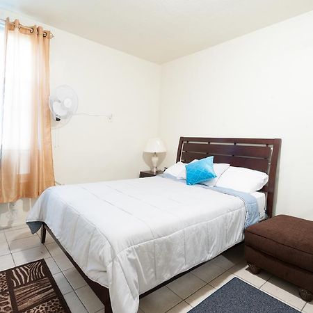 Studio And 1 Bedroom Apartments - Bronx New York Esterno foto