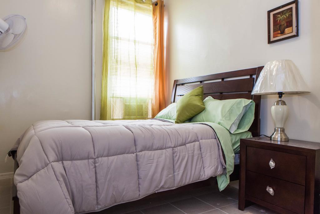 Studio And 1 Bedroom Apartments - Bronx New York Esterno foto