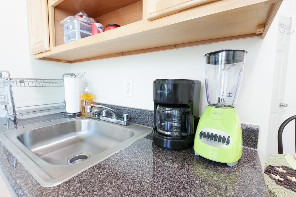 Studio And 1 Bedroom Apartments - Bronx New York Esterno foto