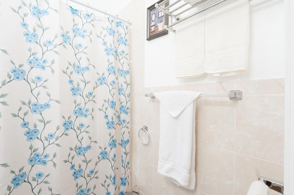 Studio And 1 Bedroom Apartments - Bronx New York Esterno foto