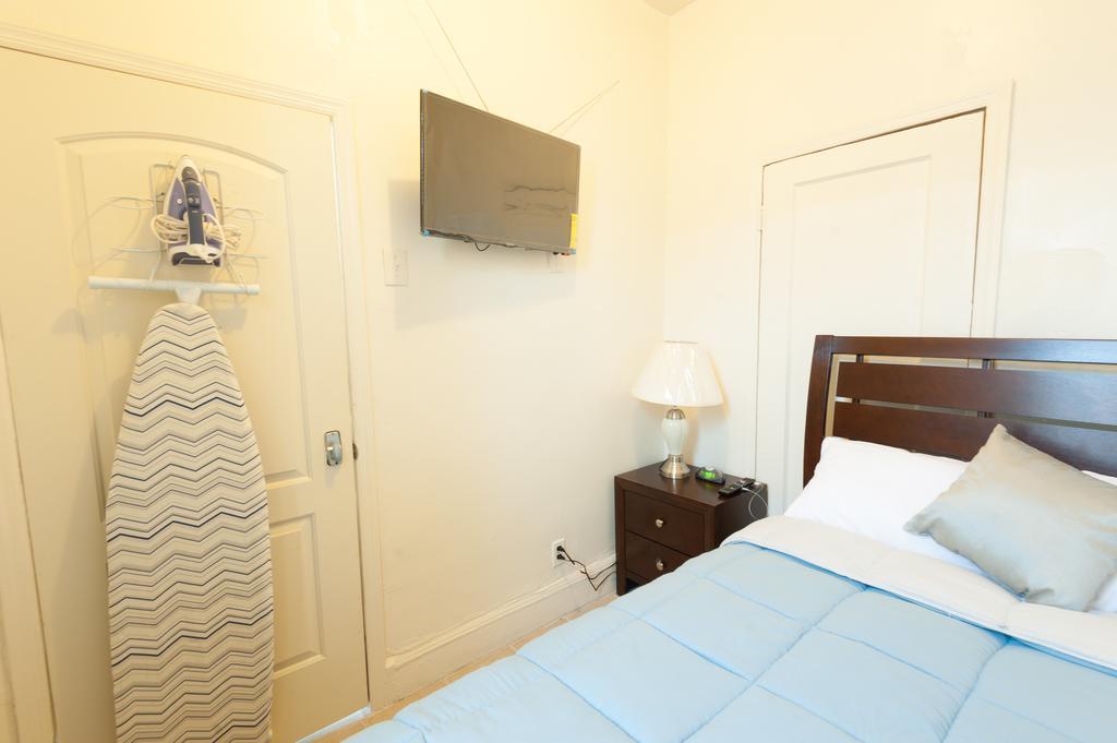 Studio And 1 Bedroom Apartments - Bronx New York Esterno foto